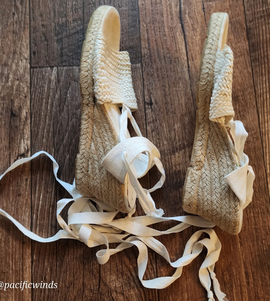 NINA ESPADRILLE SNAKE BRAID JUTE WEDGES!  NATURAL   ECRU